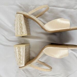 Dole Vita peal sandal heels